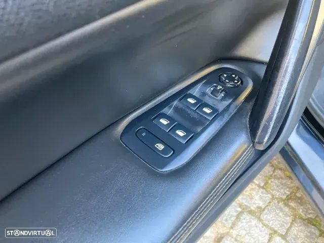 Peugeot 308 SW 1.6 BlueHDi Allure J17 EAT6 - 32