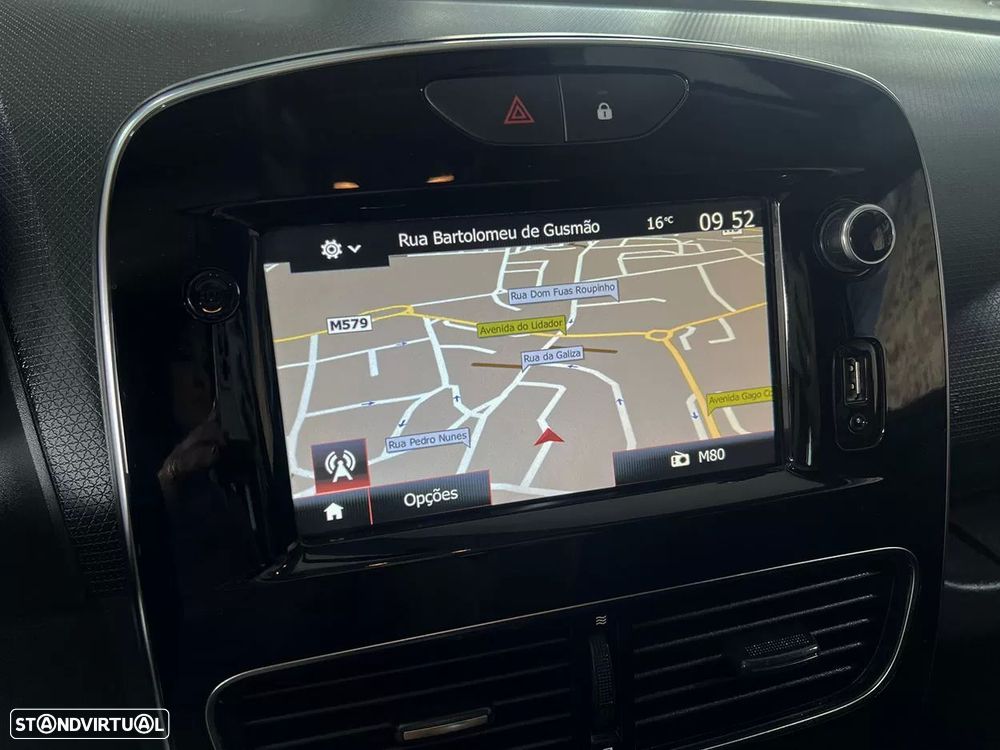 Renault Clio 0.9 TCe Limited Bi-Fuel - 12