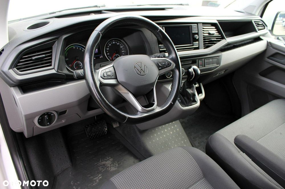Volkswagen Transporter - 11