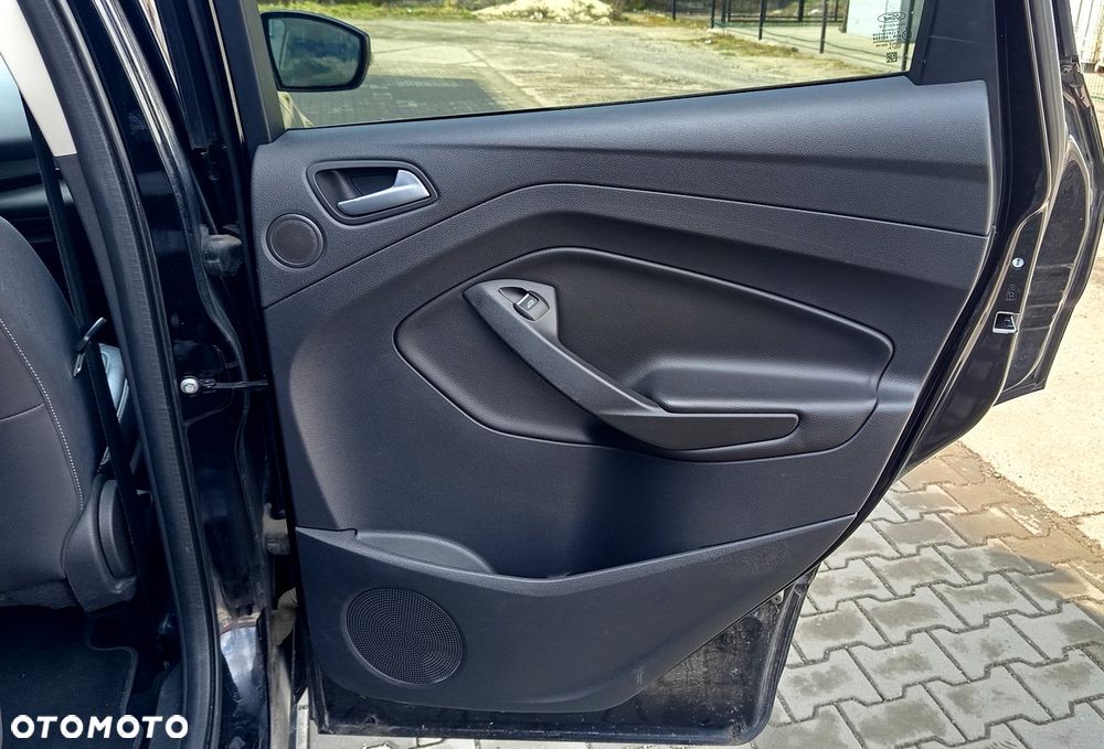 Ford Kuga 1.5 EcoBoost 2x4 ST-Line - 20