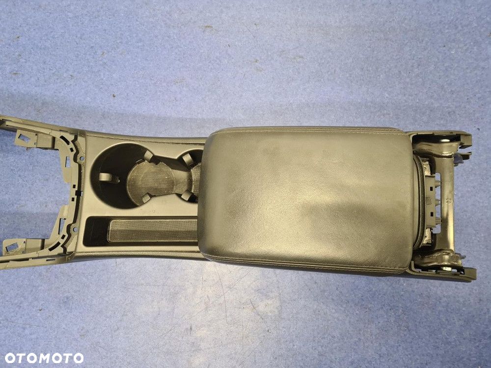 AUDI A4 B8 TUNEL ŚRODKOWY AVANT KOMBI 8KO864981F - 3