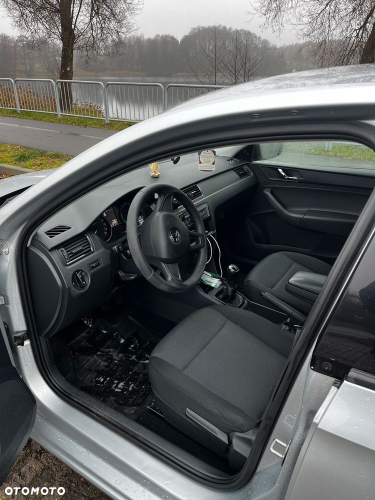 Skoda RAPID 1.6 TDI DPF Active - 4
