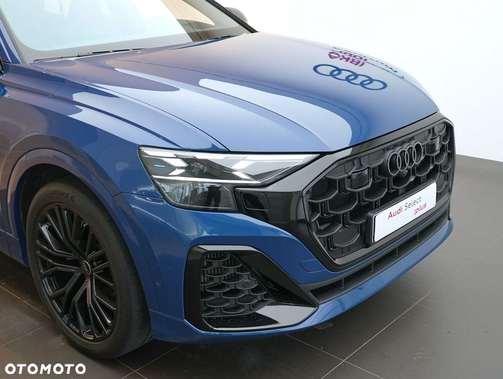 Audi Q8 - 10