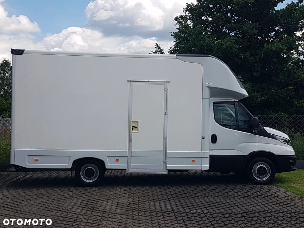 Iveco DAILY KONTENER NISKOPODŁOGOWY 4,44x2,23x2,43 SKLEP FOODTRUCK BAR KLIMA KONIOWÓZ KAMPER - 12