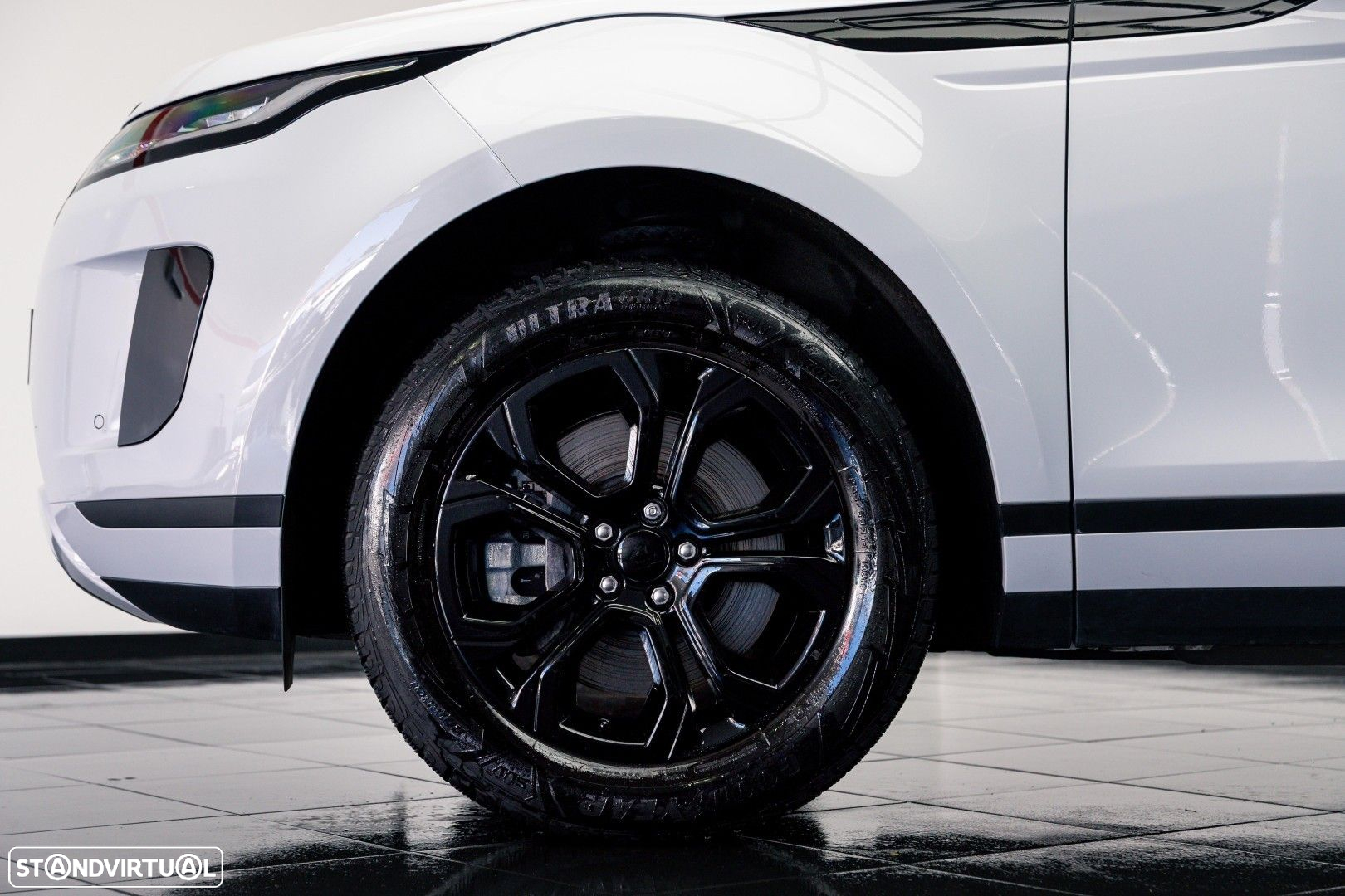 Land Rover Range Rover Evoque 1.5 P300e AWD SE Auto - 19