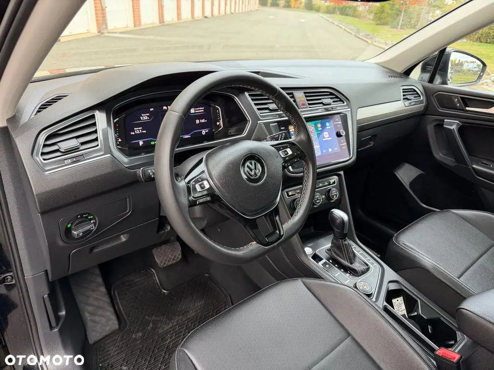Volkswagen Tiguan - 10