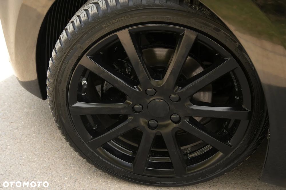 Hyundai i30 1.6 T GDI Turbo - 38