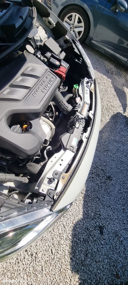 Suzuki Swift 1.0 Boosterjet (SHVS) Hybrid Comfort+ - 11