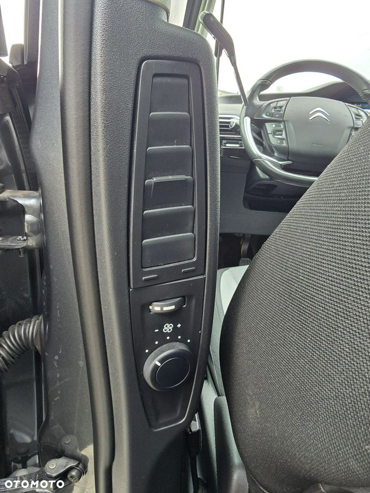 Citroën C4 Grand Picasso - 19