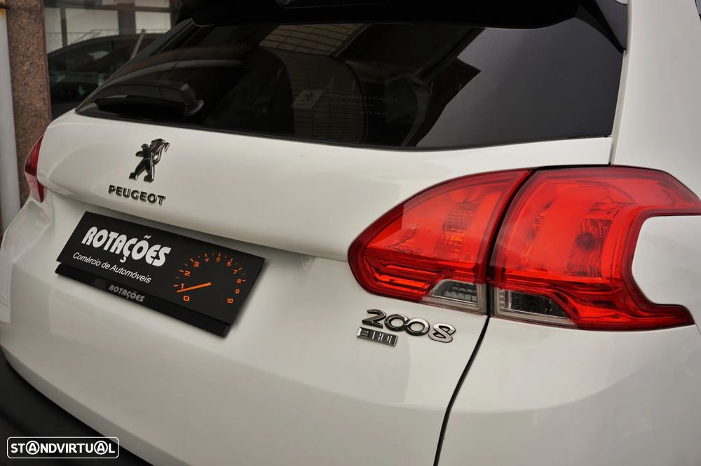 Peugeot 2008 1.6 e-HDi Allure - 42