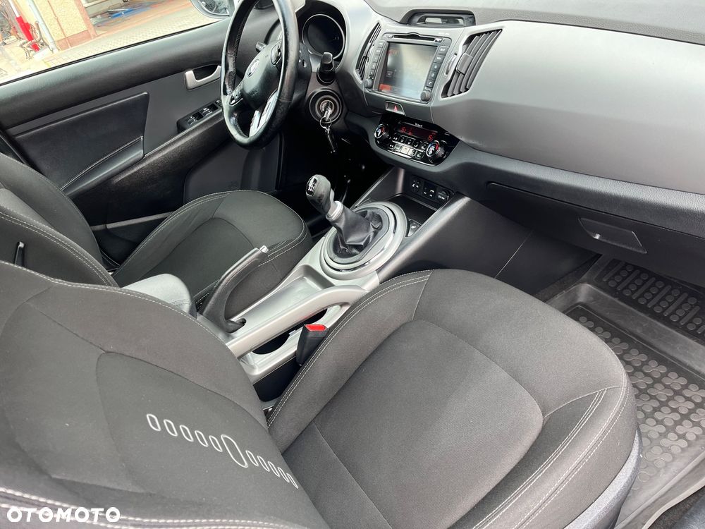 Kia Sportage 2.0 CRDI 4WD Fifa World Cup Edition - 7
