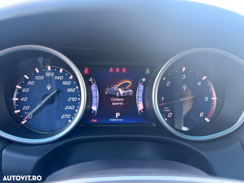 Maserati Ghibli Diesel GranSport - 24