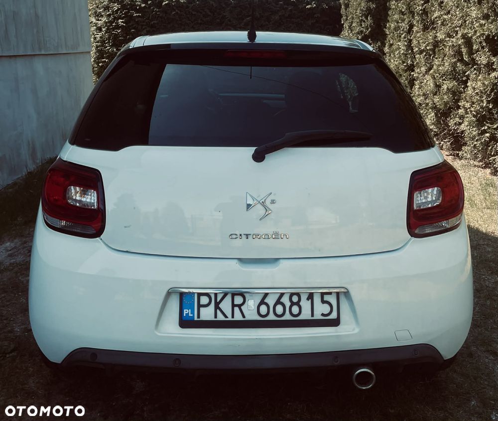 Citroën DS3 e-HDi 90 FAP SoChic - 4