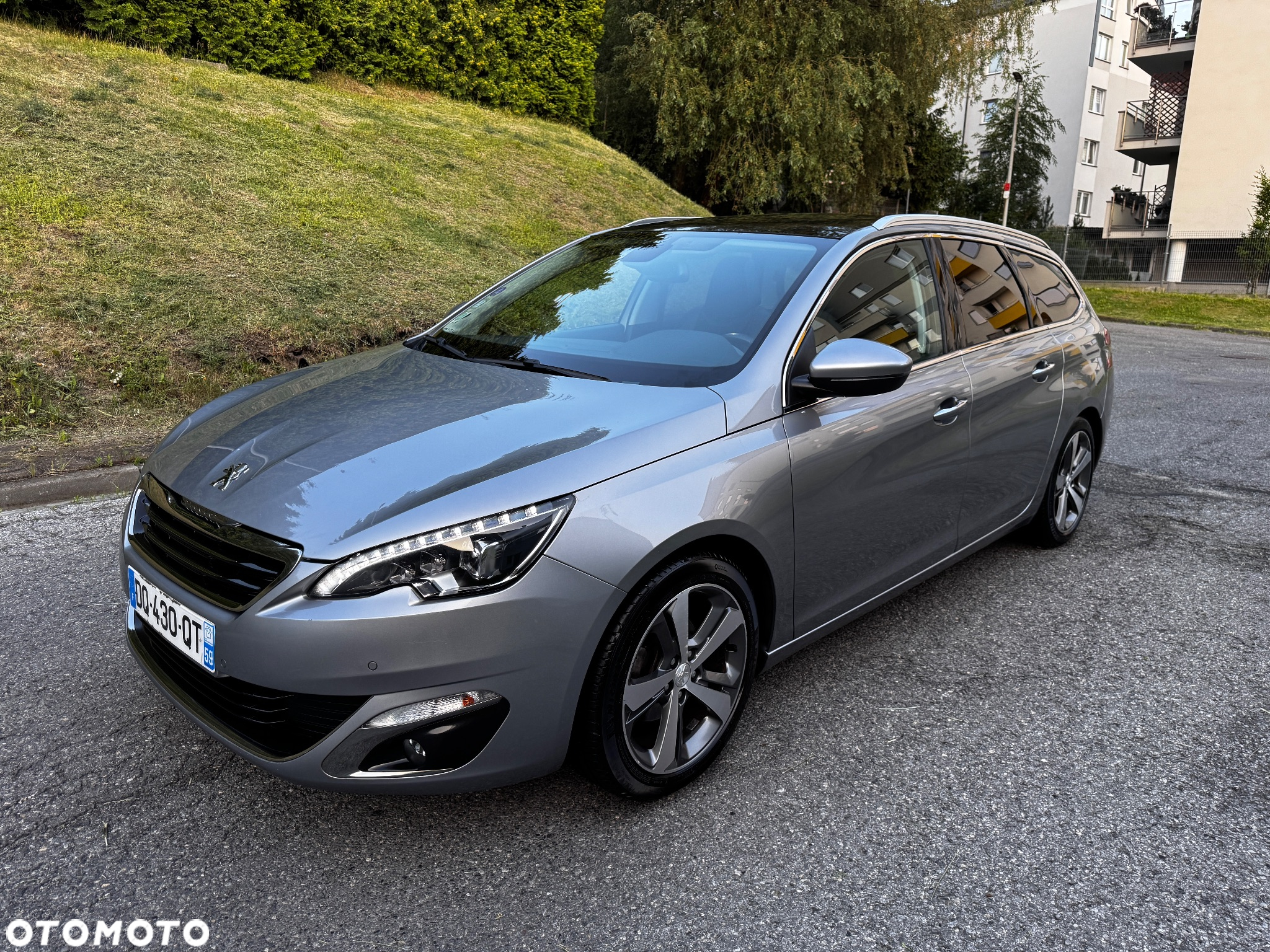 Peugeot 308 SW PureTech 130 Stop & Start Allure - 30