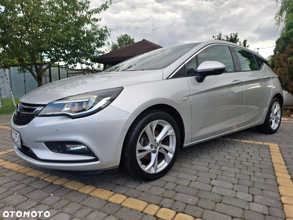 Opel Astra 1.4 Turbo Edition - 10