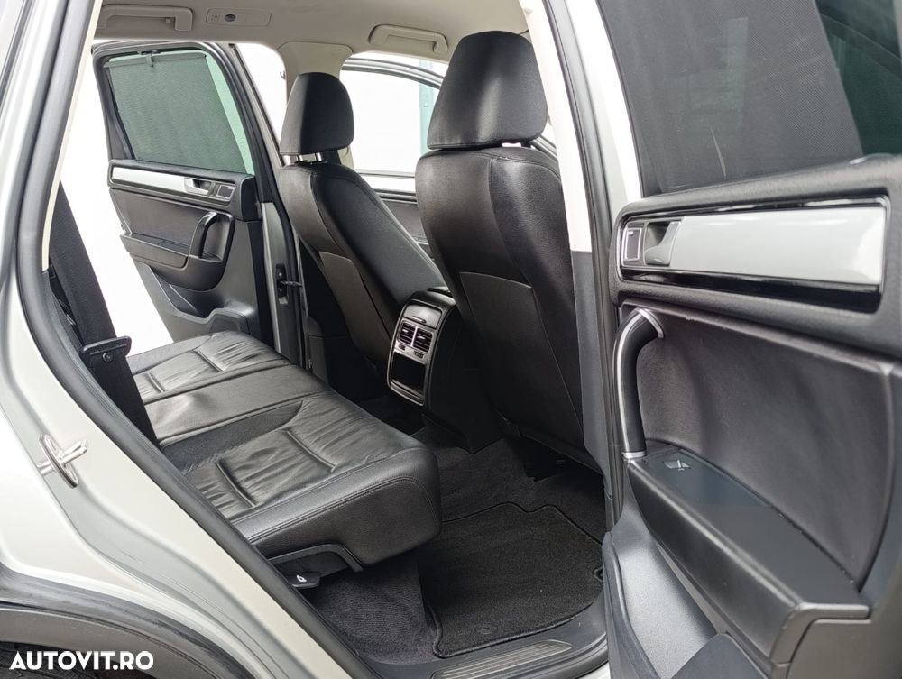 Volkswagen Touareg - 8