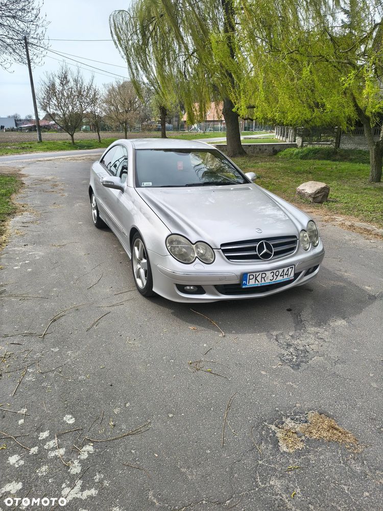 Mercedes-Benz CLK - 8