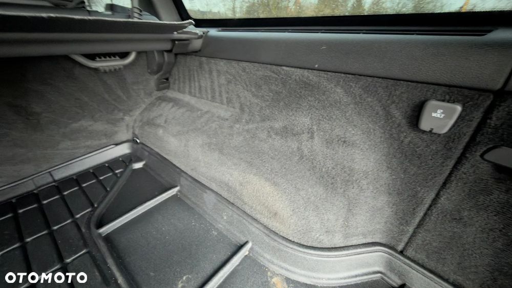 Volvo XC 70 D5 AWD Ocean Race - 21