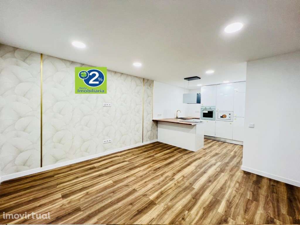 Moradia T2, Bem localizada - Grande imagem: 3/9