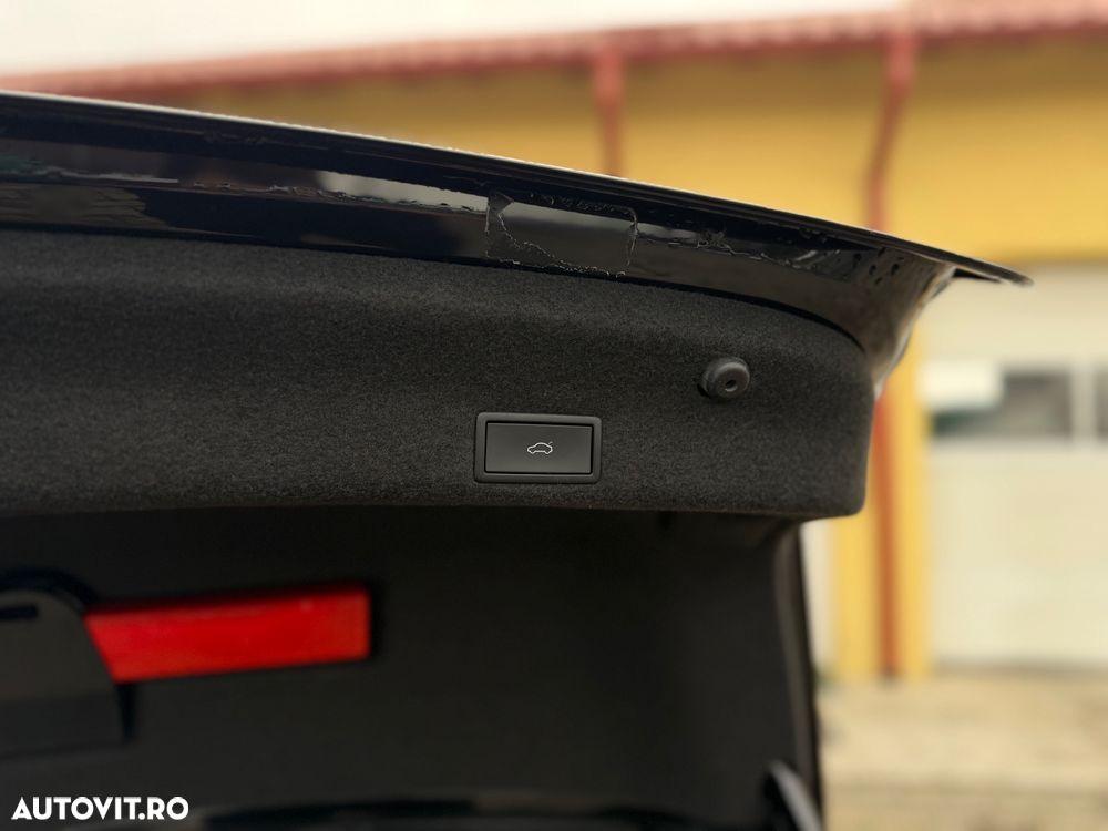 Volkswagen Passat 2.0 TDI DSG Highline - 24