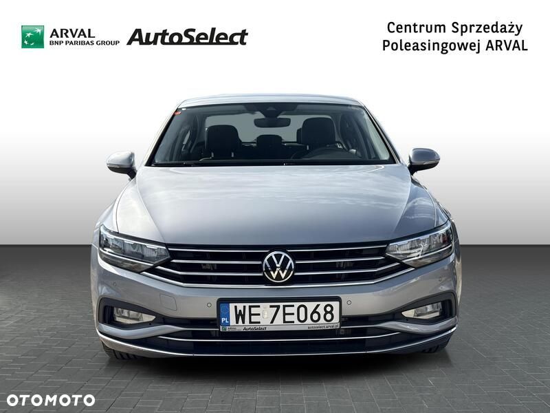 Volkswagen Passat 1.5 TSI EVO Elegance DSG - 9