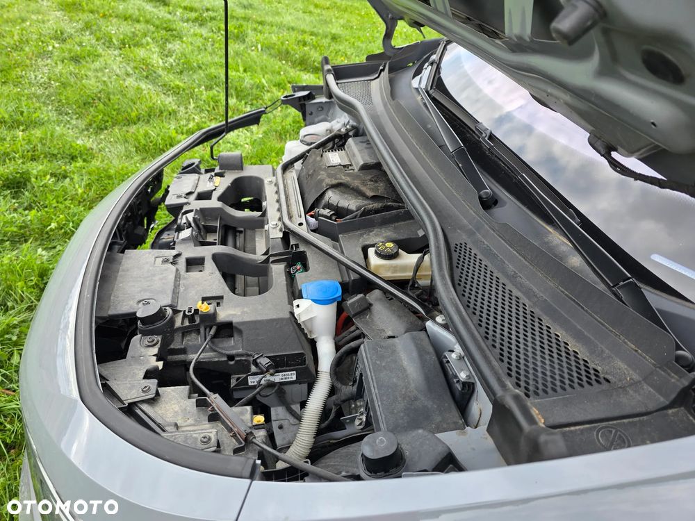 Volkswagen ID.4 - 16