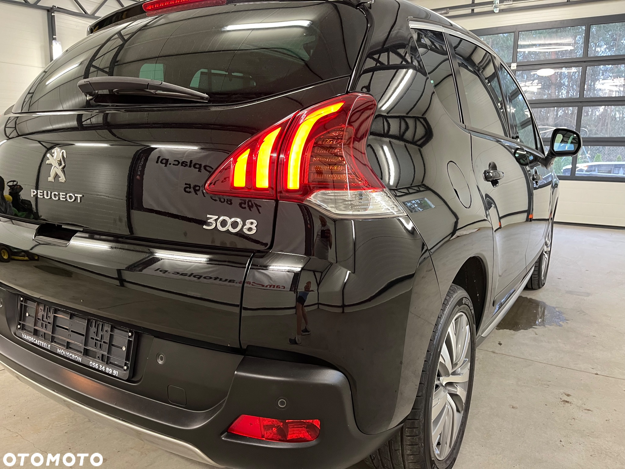 Peugeot 3008 1.6 BlueHDi Allure S&S - 29