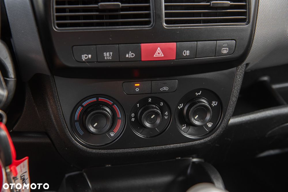 Opel Combo - 19