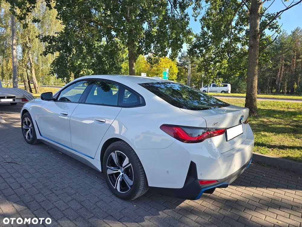 BMW i4 - 3
