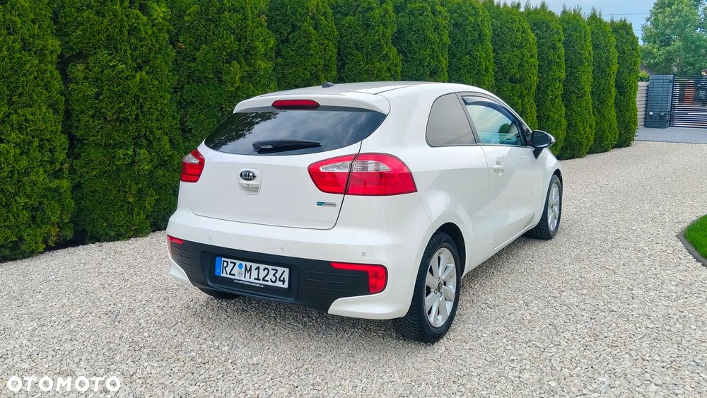 Kia Rio 1.4 Dream-Team Edition - 9