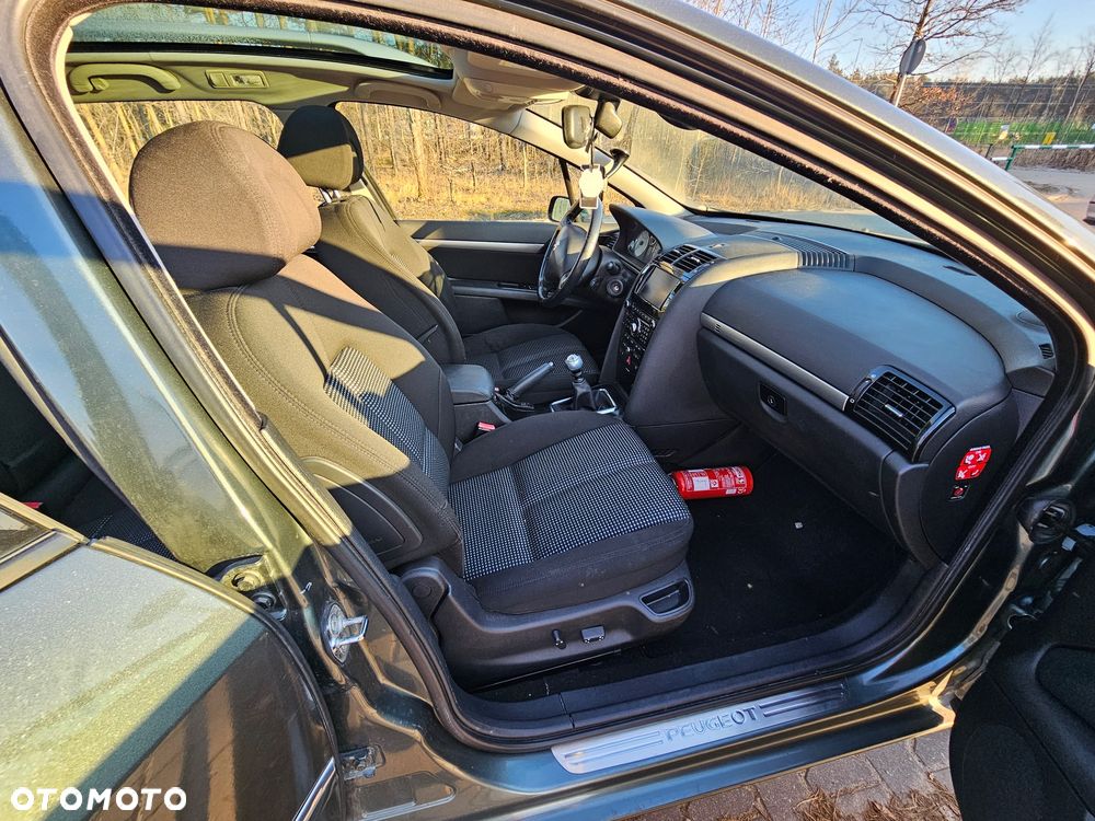 Peugeot 407 - 3