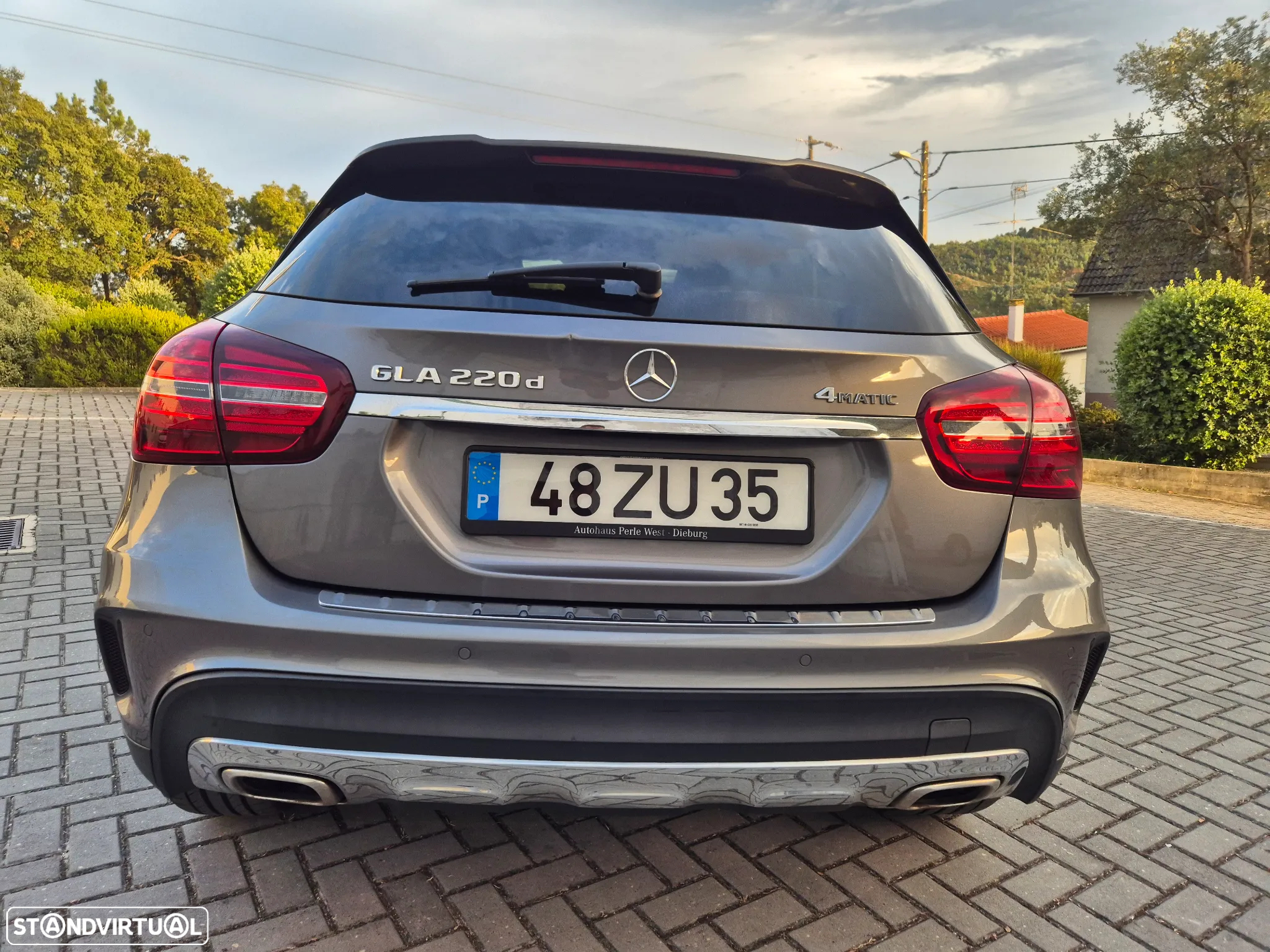 Mercedes-Benz GLA 220 d 4Matic 7G-DCT AMG Line - 5