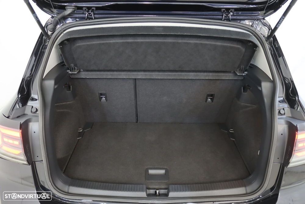 VW T-Cross 1.0 TSI Urban DSG - 21