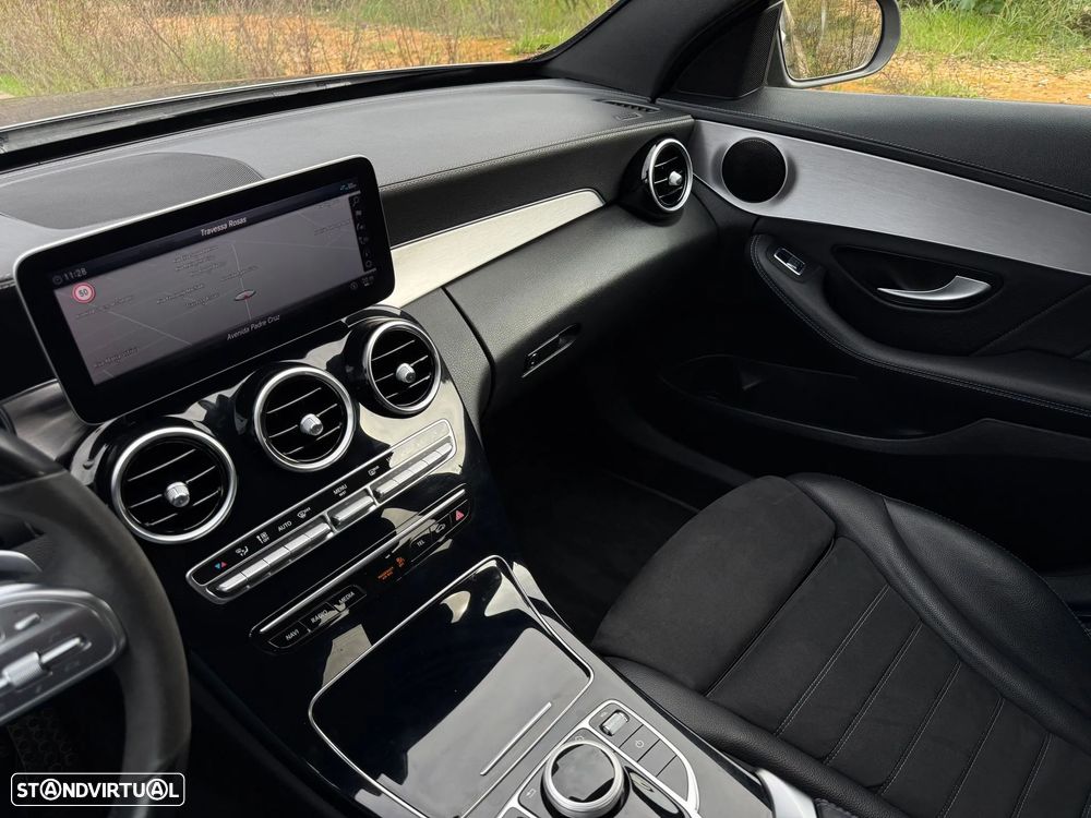Mercedes-Benz C 300 de AMG Line - 19