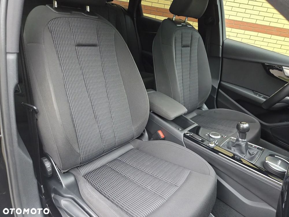 Audi A4 Avant 1.4 TFSI design - 19