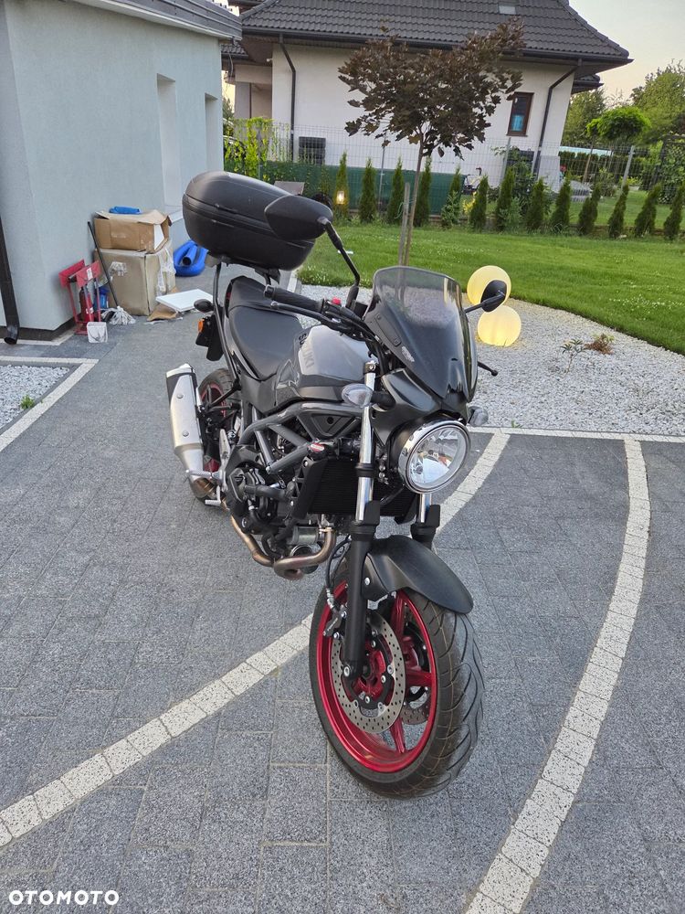 Suzuki SV - 9