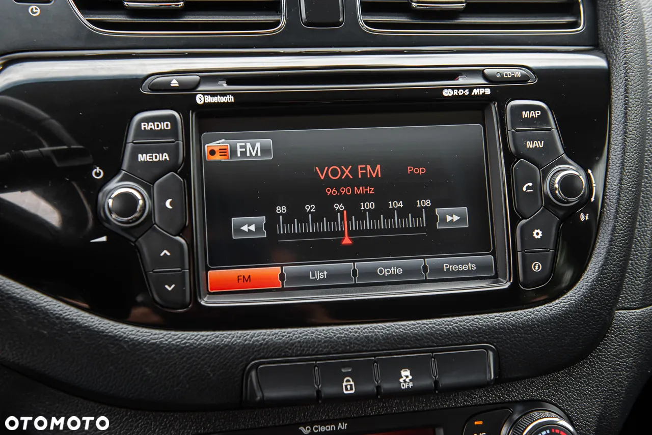 Kia Ceed - 22