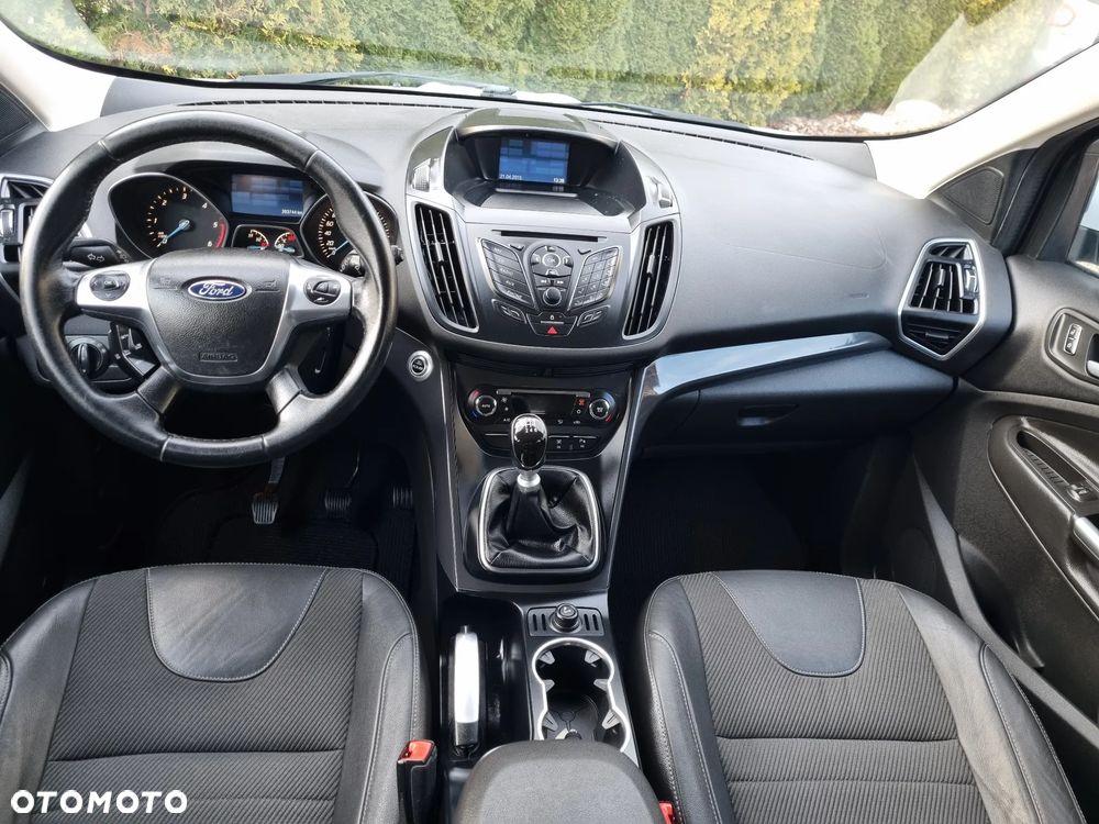 Ford Kuga 2.0 TDCi Titanium FWD - 9