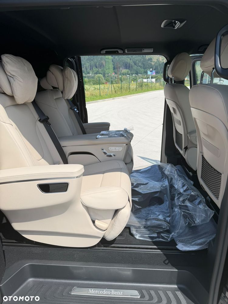 Mercedes-Benz Klasa V 300 d 4-Matic Exclusive 9G-Tronic (d³ugi) - 17