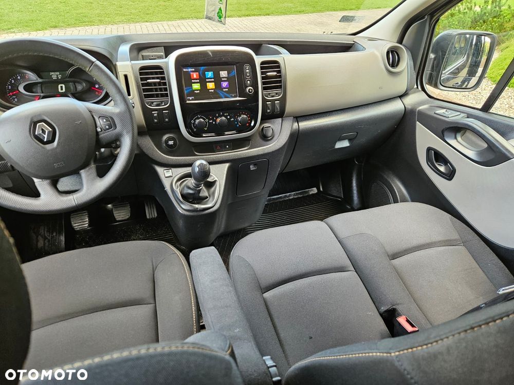 Renault Trafic - 27