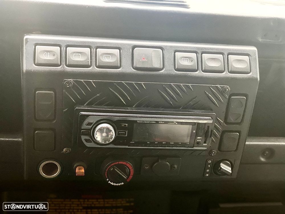 Land Rover Defender 110 2.5 TD5 Metal Top - 21