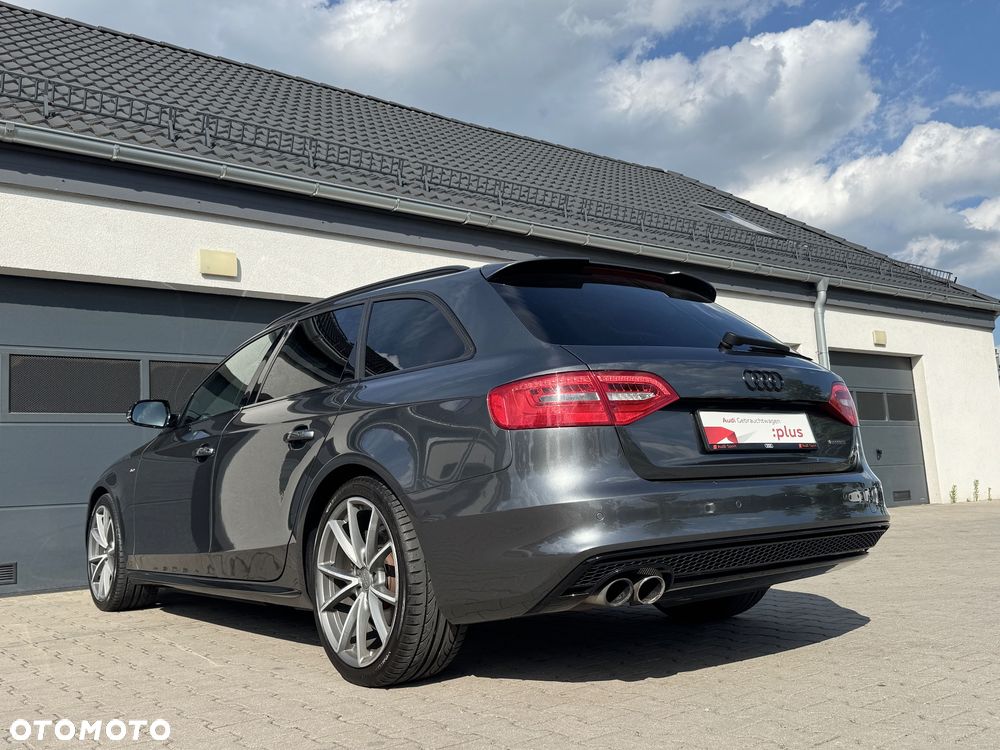 Audi A4 Avant 2.0 TDI DPF quattro S tronic S line Sportpaket - 18