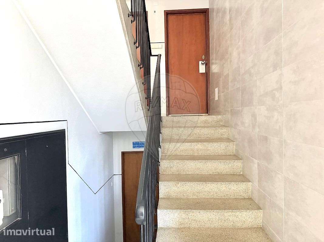 Apartamento T2 para arrendamento - Grande imagem: 3/19