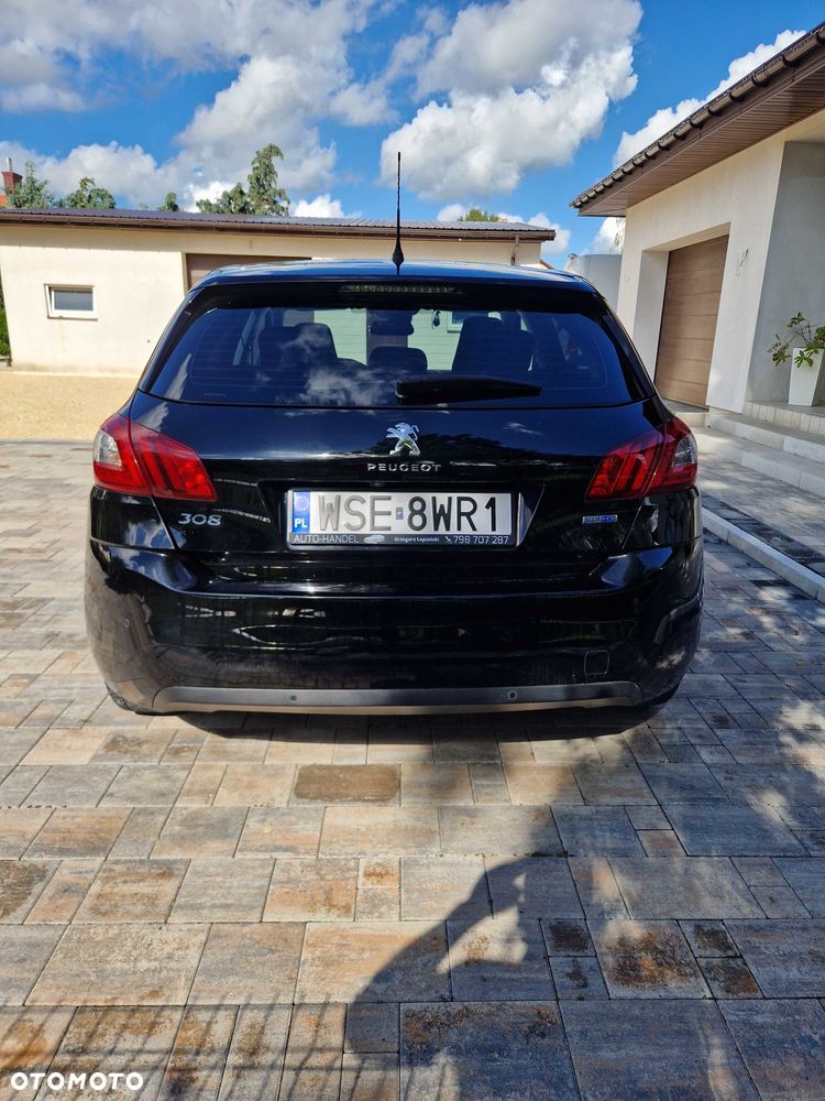 Peugeot 308 - 6