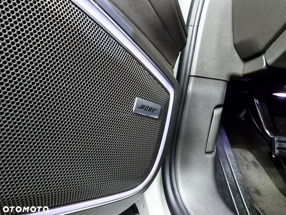 Porsche Panamera 4 - 20