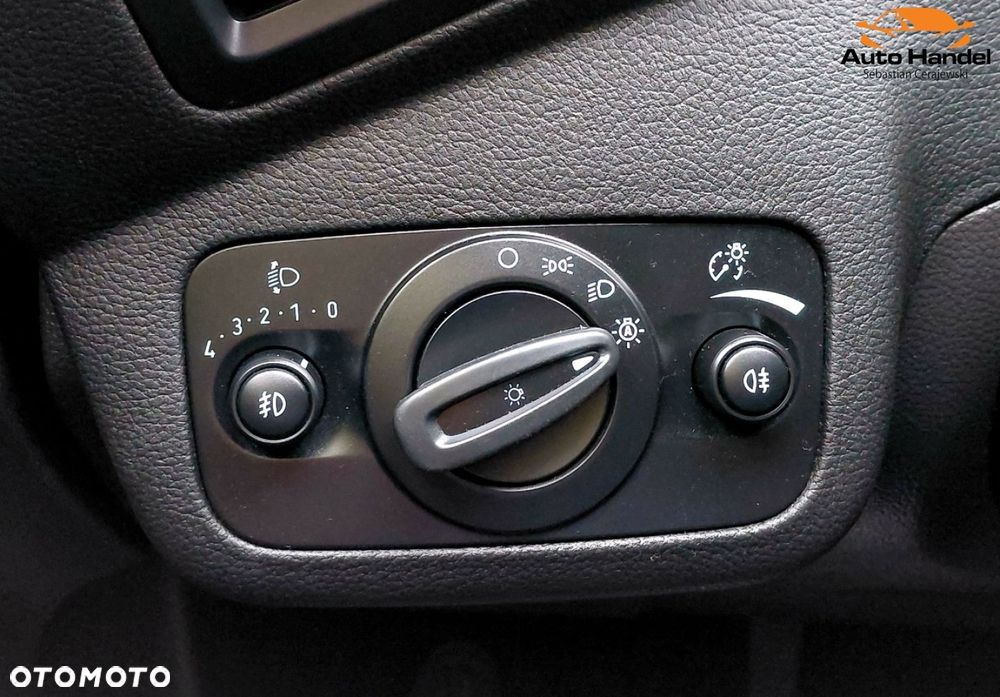 Ford Kuga 1.5 EcoBoost 2x4 Titanium - 17