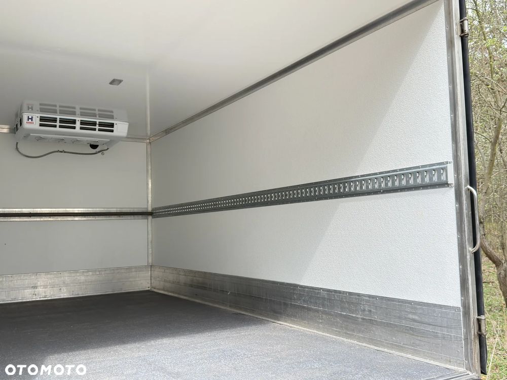 Iveco DAILY - 10