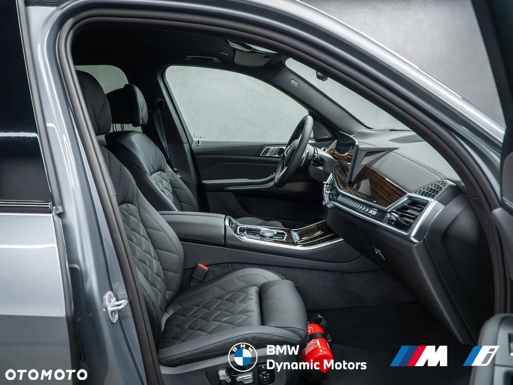 BMW X5 xDrive40i - 23