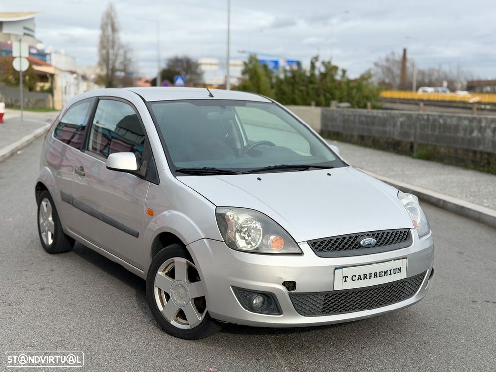 Ford Fiesta 1.4 TDCI - 1