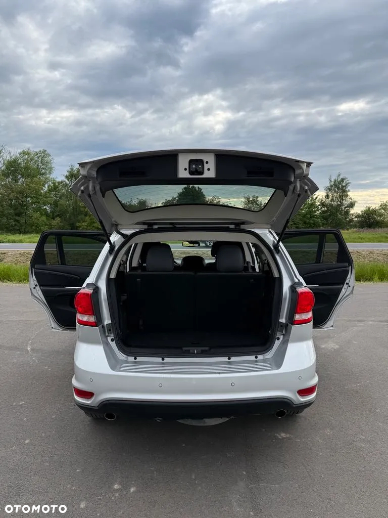 Dodge Journey - 10